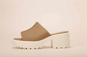 #12 Wedge Mule Nude and White Black by Olsenhaus