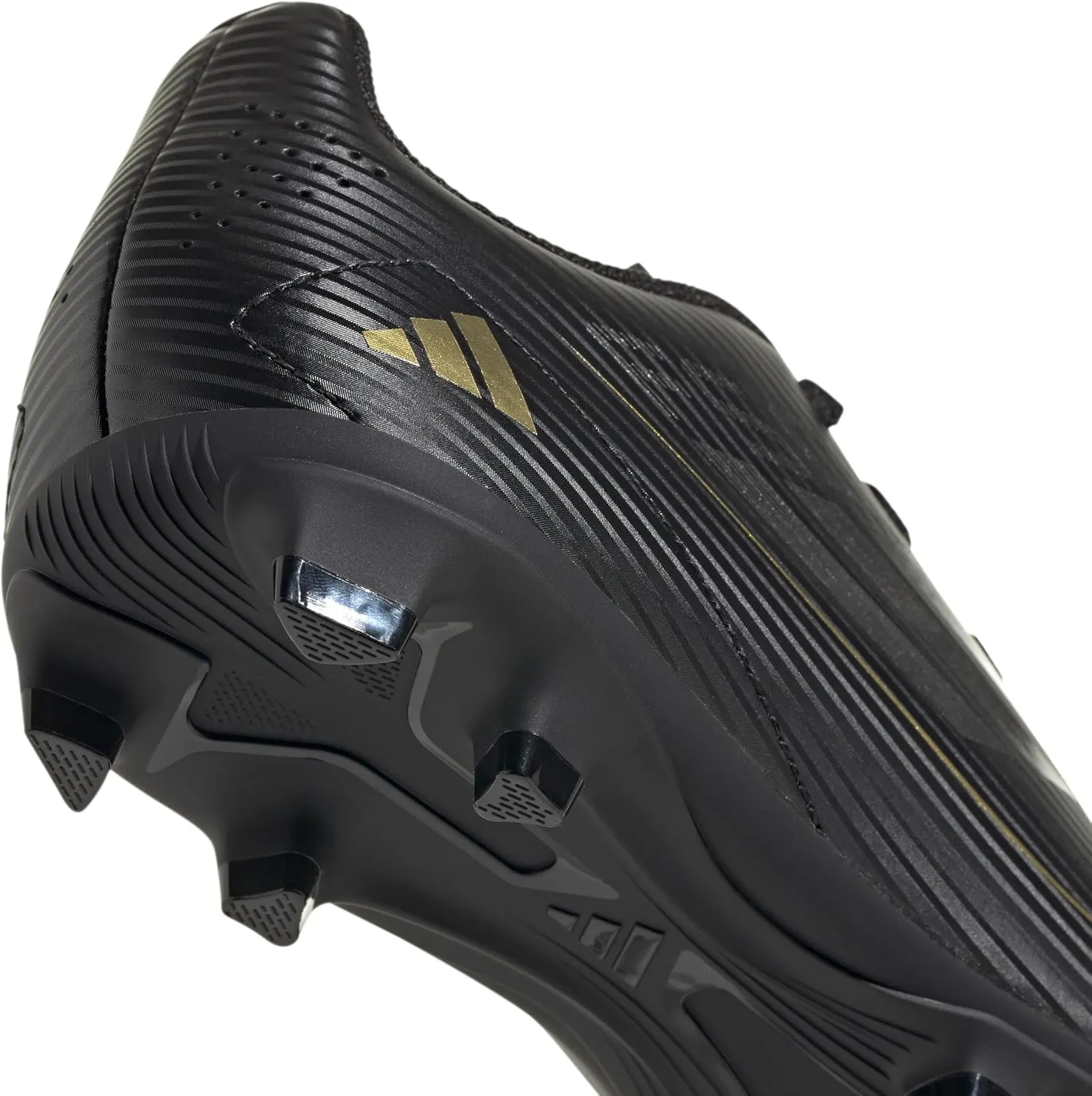 adidas Unisex-Child F50 Club Flexible Ground Sneaker