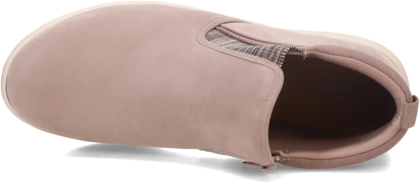 Clarks Women's Breeze Clover Ankle Boot