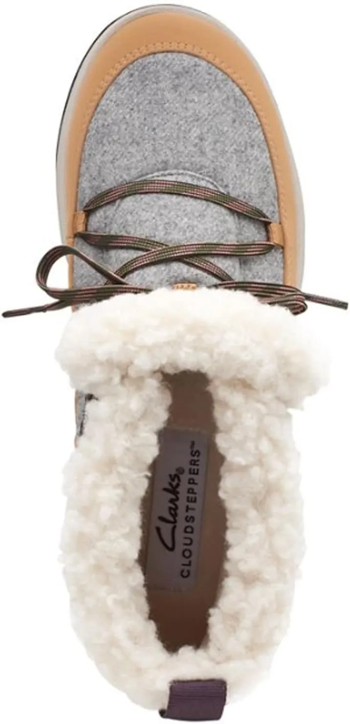 Clarks Women's Breeze Glacier Ankle Boot