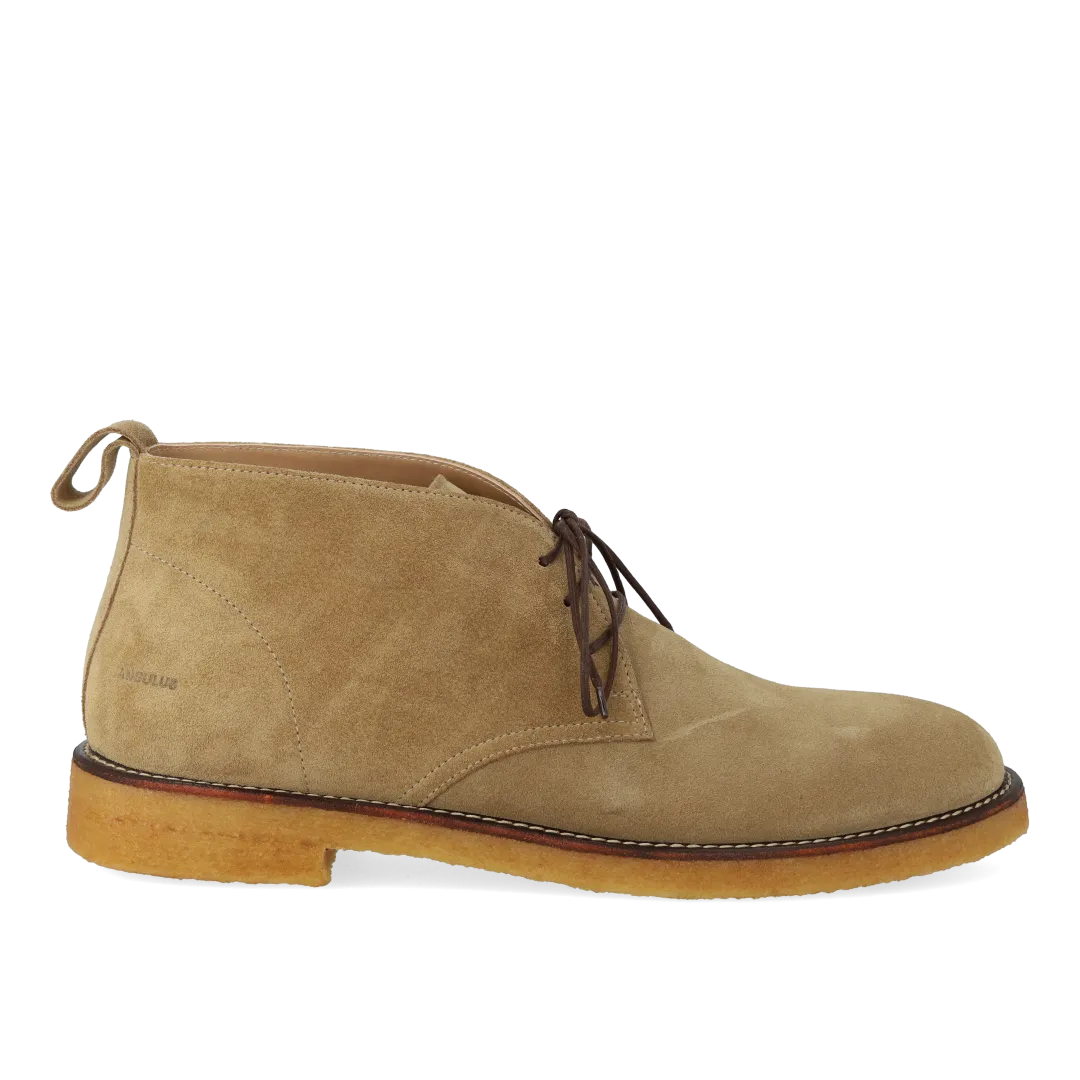 Classic desert boot