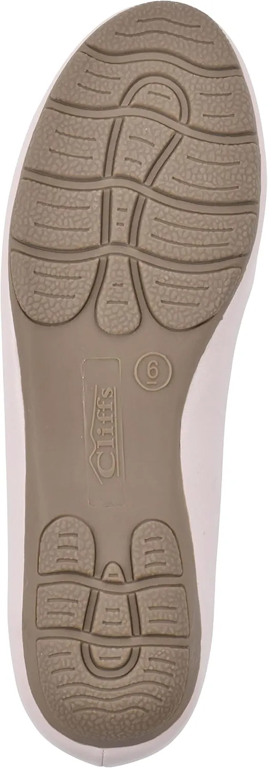 CLIFFS BY WHITE MOUNTAIN Women's Glowing Cushioned Loafer Flat