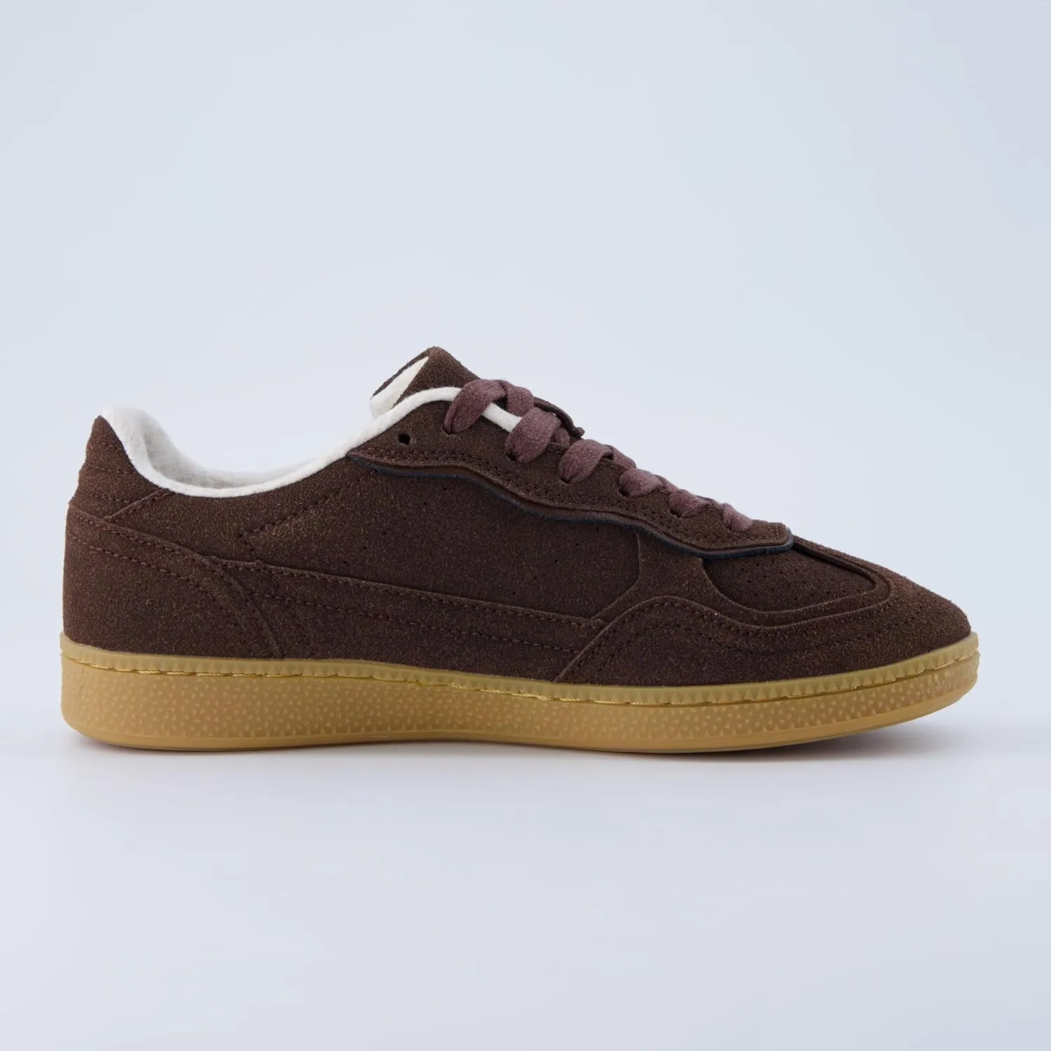 CUSHIONAIRE Bettina Women's Retro Sneaker with Cushioned Insole and Durable Gum Sole