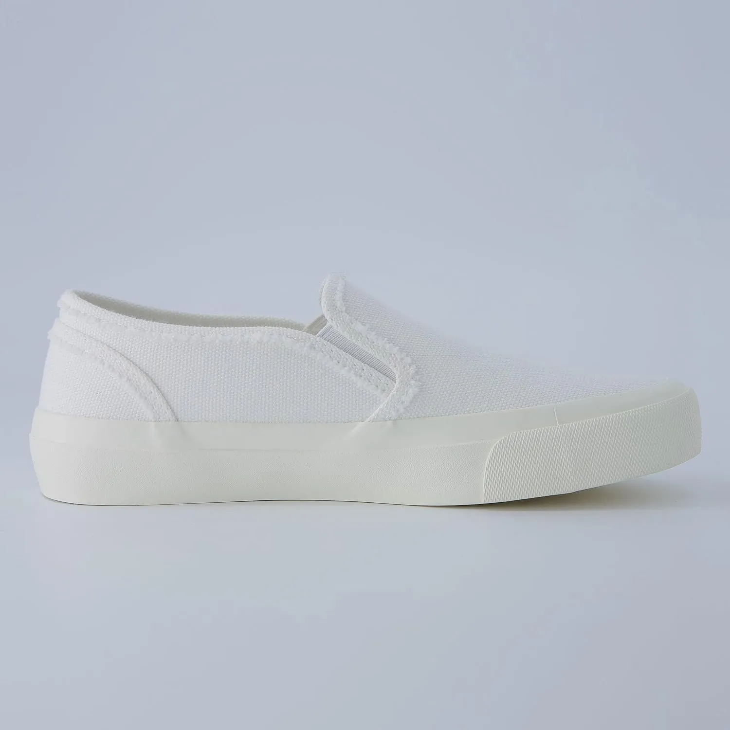 CUSHIONAIRE Fulton Women’s Slip-On Sneaker – Frayed Canvas Casual Shoe with Memory Foam & Flexible Outsole