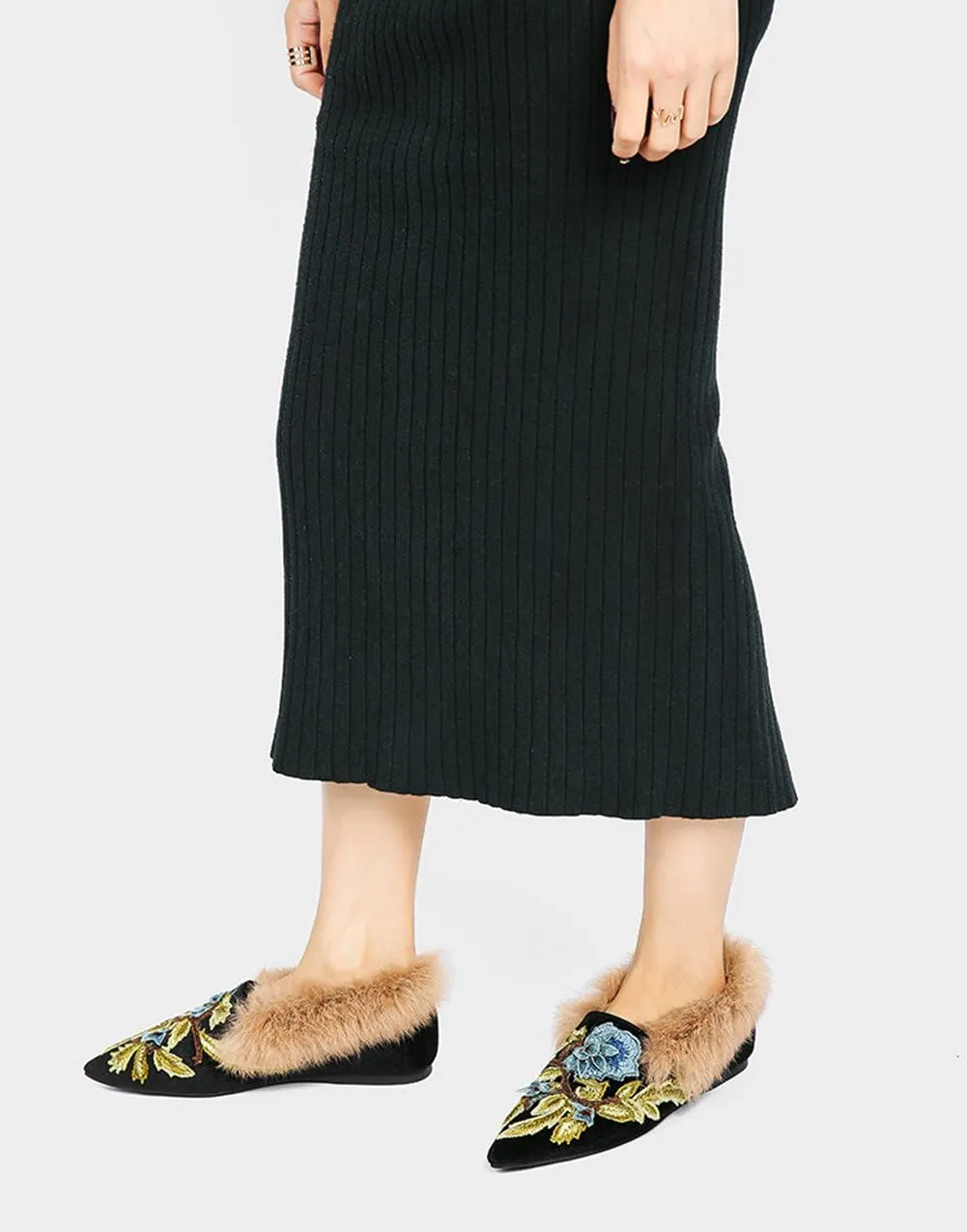 Divanne Slip On Loafers, Womens Embroidery Mule Shoes with Plush Lamb Fur Velvet Backless Pointed Toe Mule Slide