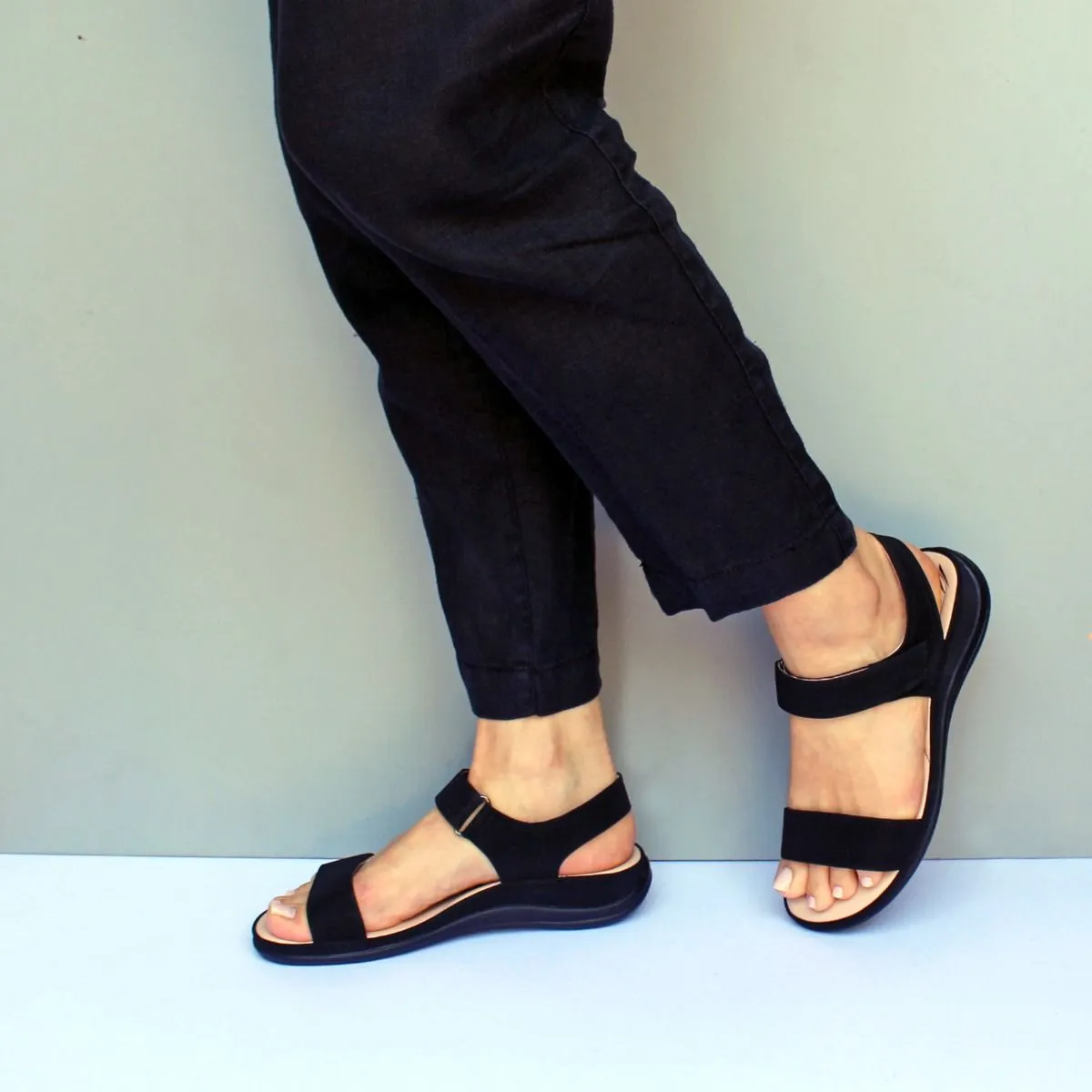Dr Kong Karly Black Sandals