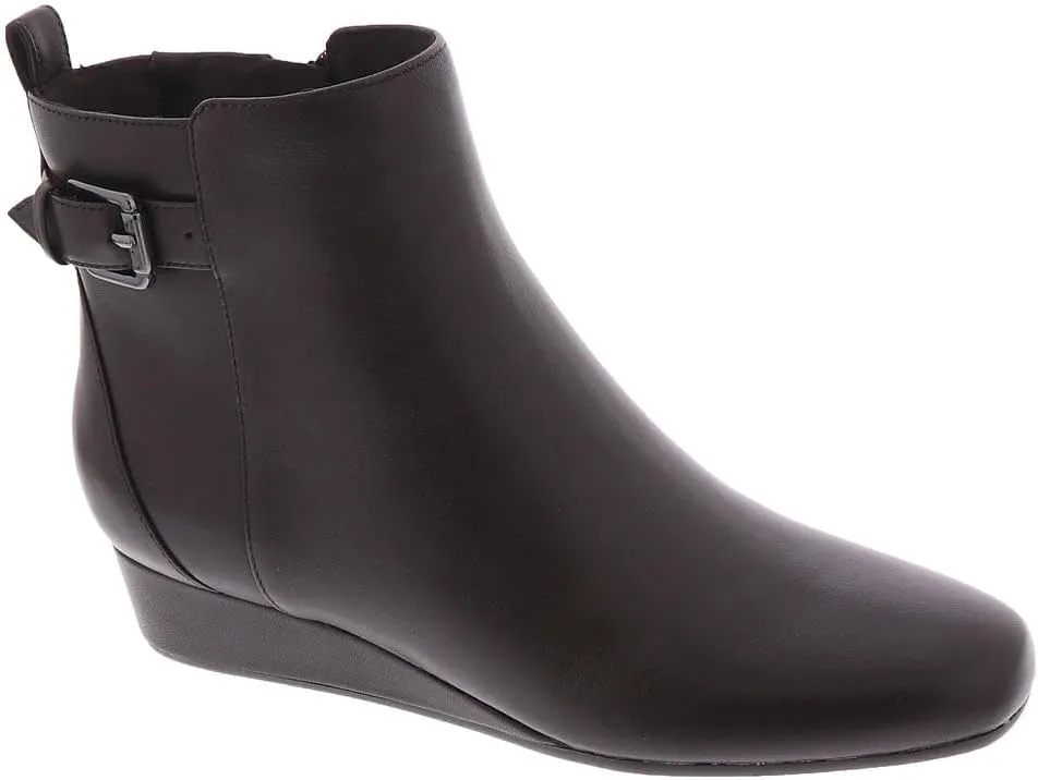 Easy Spirit Women's Georgia Ankle Boot
