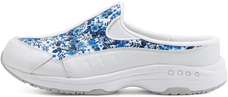 Easy Spirit Women's Traveltime Slip-On
