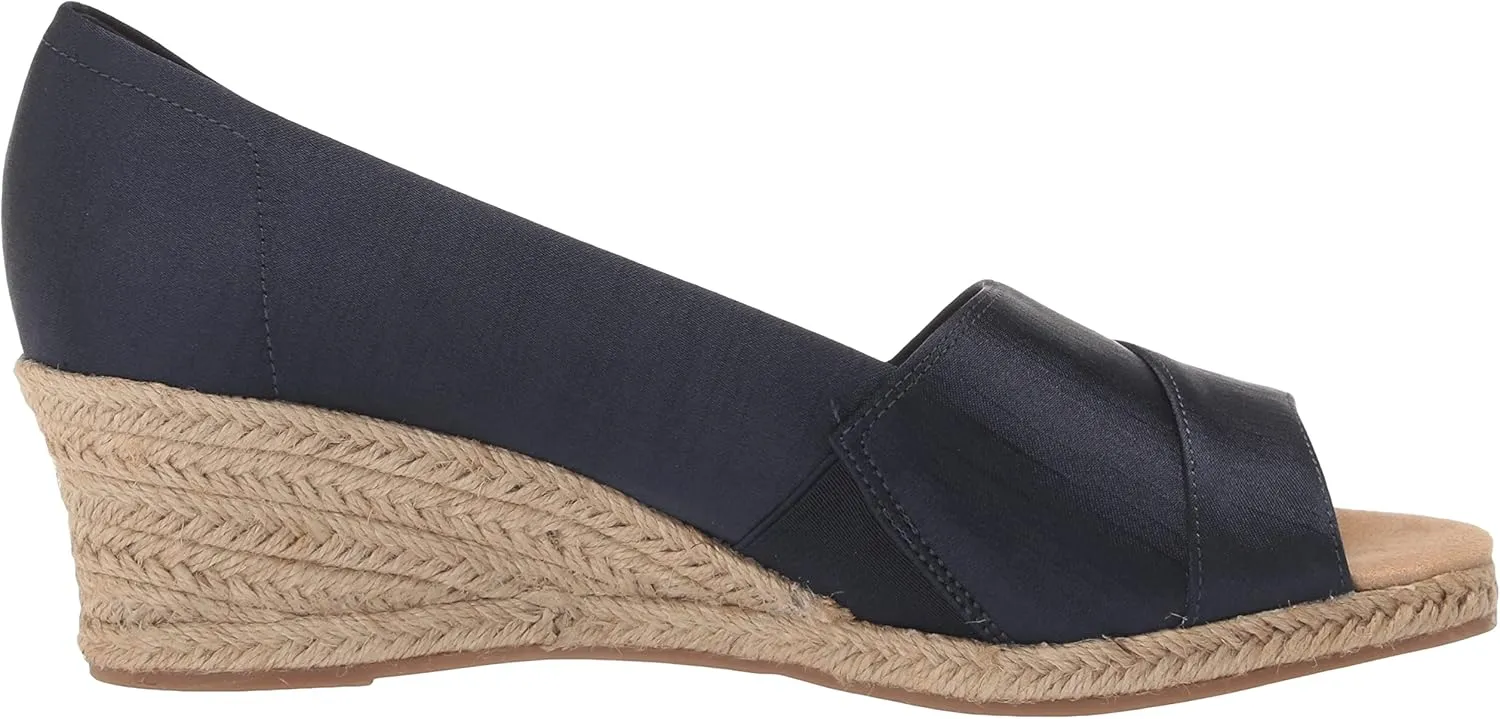 Easy Street Women's Jasper Wedge Sandal