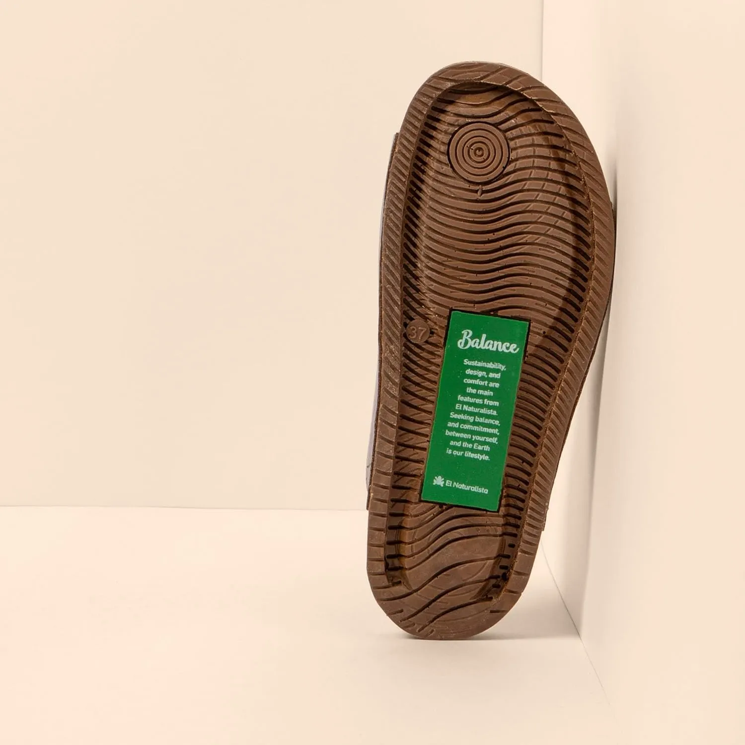 El Naturalista Men's Classic Flat Sandal