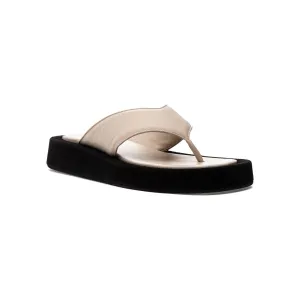 Fetty Sandal