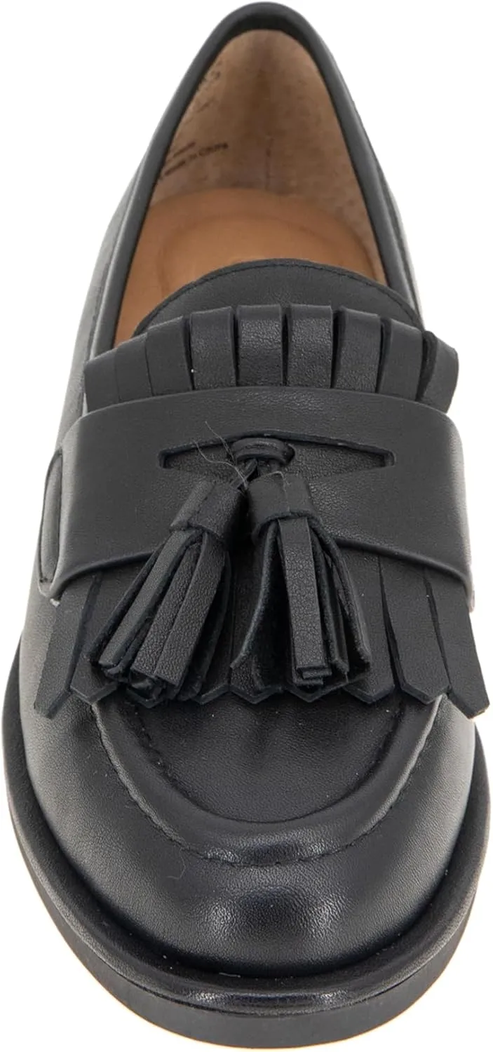 Gentle Souls by Kenneth Cole Women's Cydney Loafer