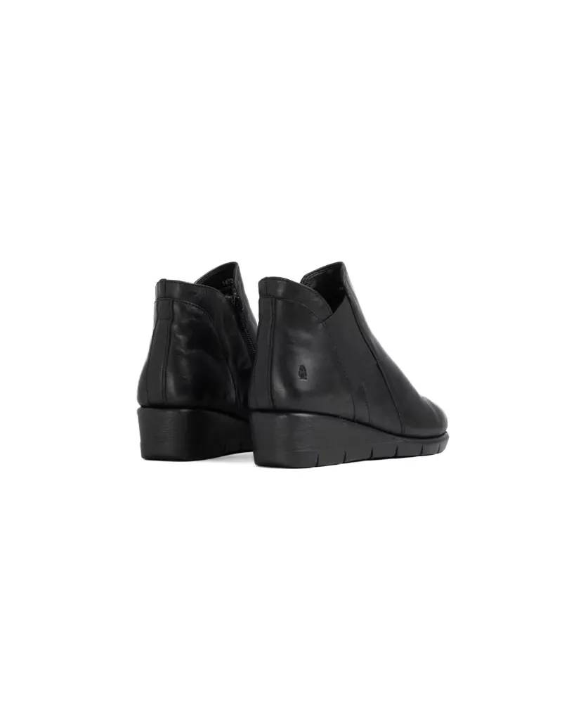 Gracious Milled Ankle Boot in Black