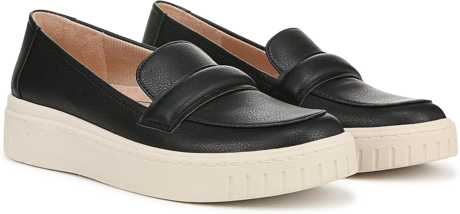 LifeStride Women's Geneva Loafer Flat