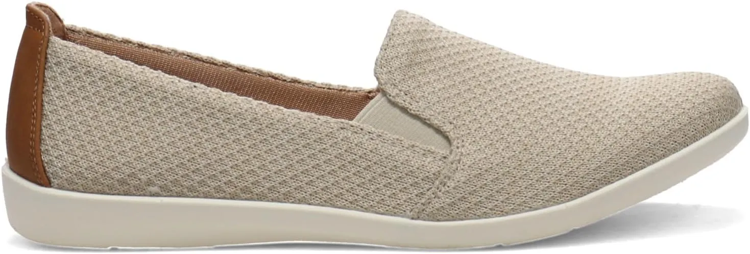 LifeStride Womens Next Level Slip-On Sneaker Cream 8.5 M