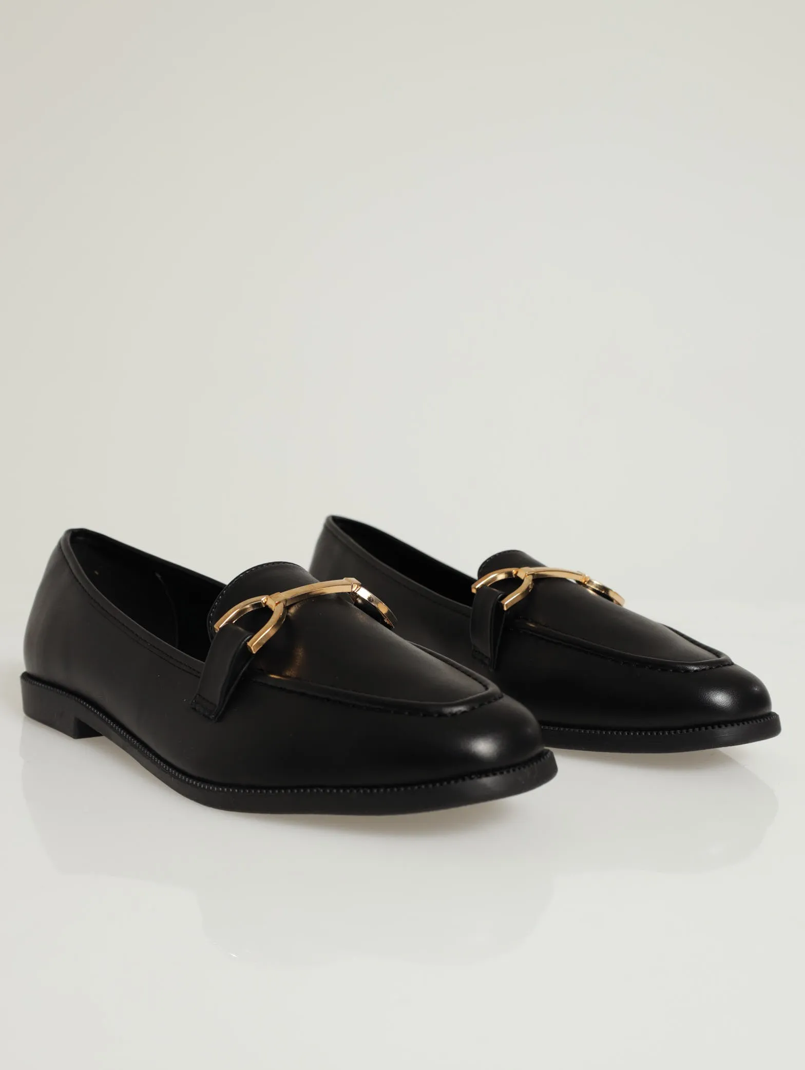 Loafer With Trim