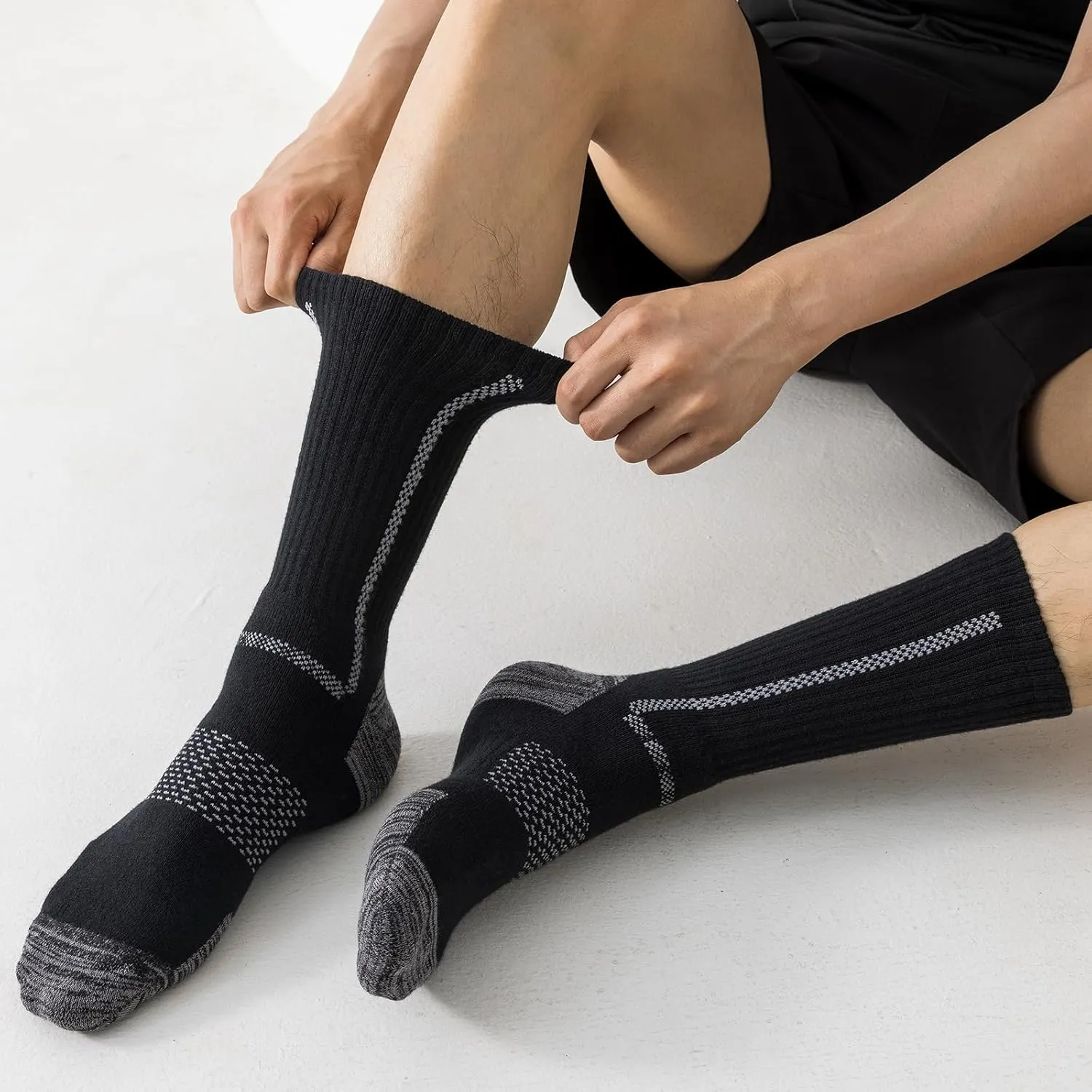 Men's Cotton Crew Work Socks, 5 Pairs Cushioned Boot Socks,Moisture Wicking Athletic Socks for Hiking Sports Running