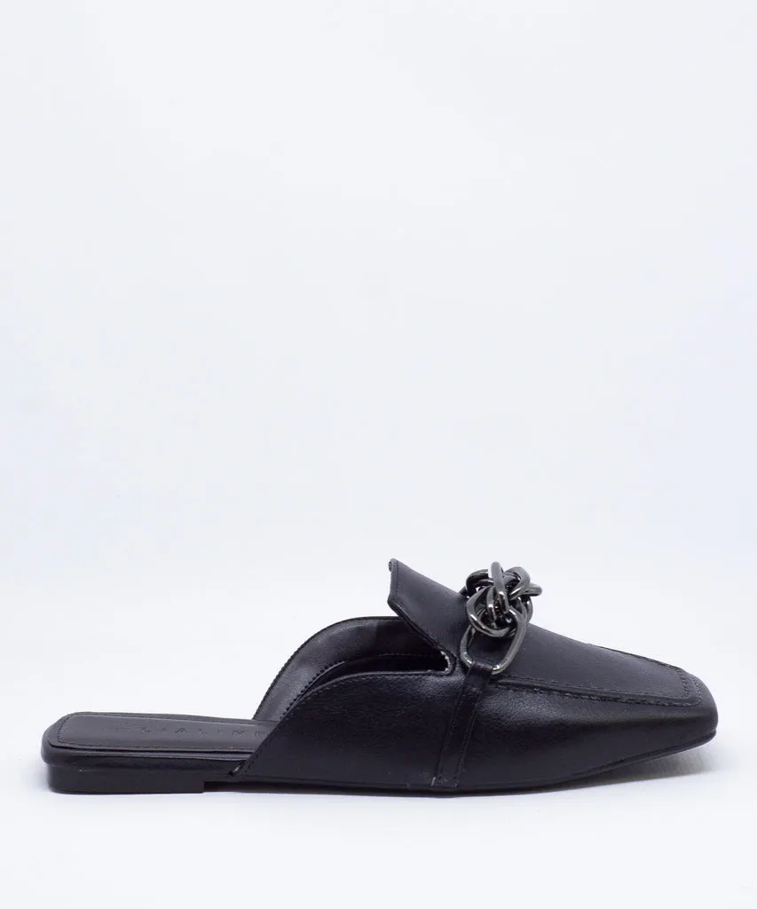 Mule Lia Line Preto Couro Correntes Bico Quadrado - 1994.70124
