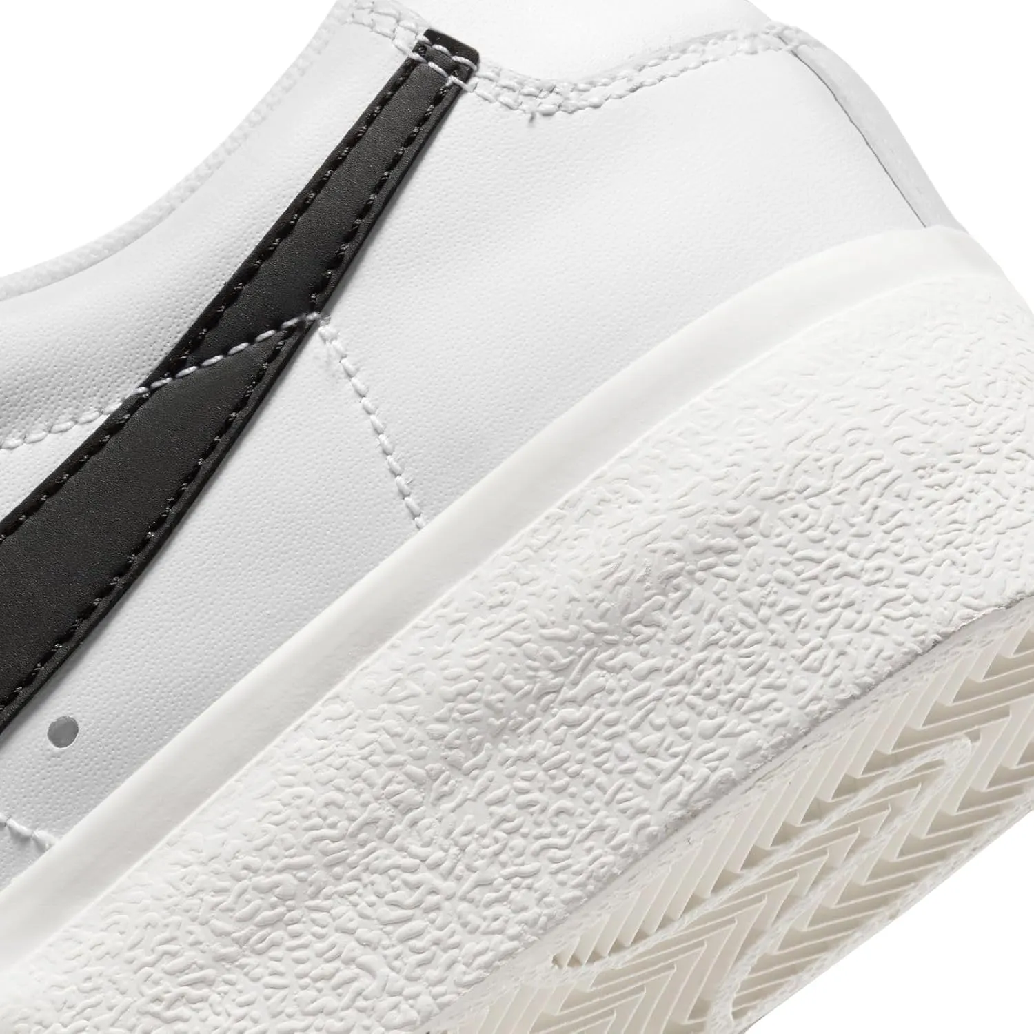 Nike Women Gymnastics Shoes Sneaker, Medium