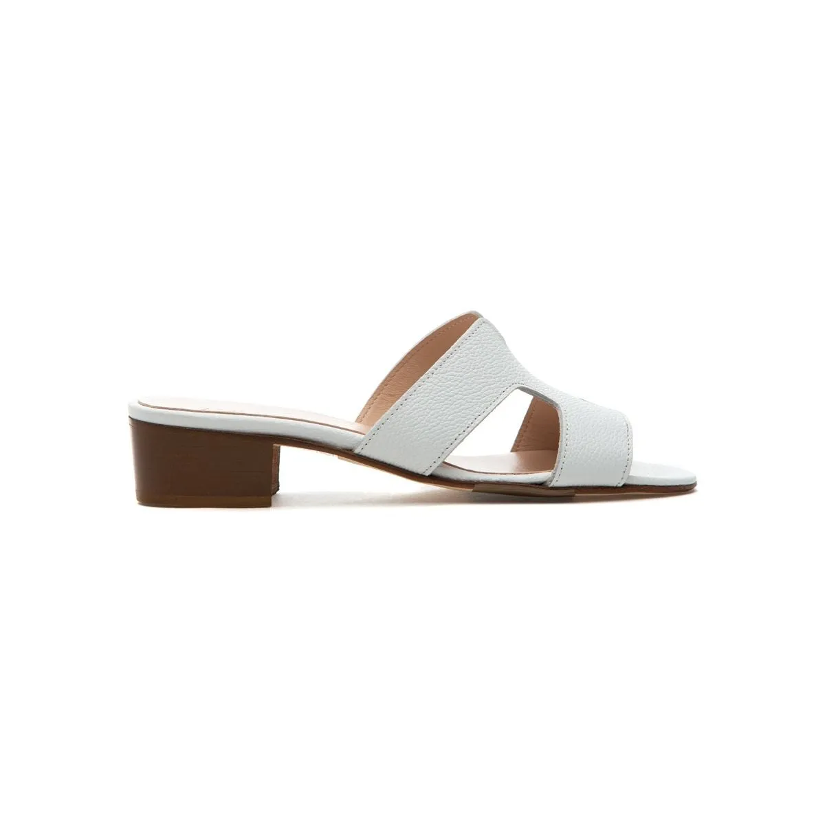 Perri Sandal