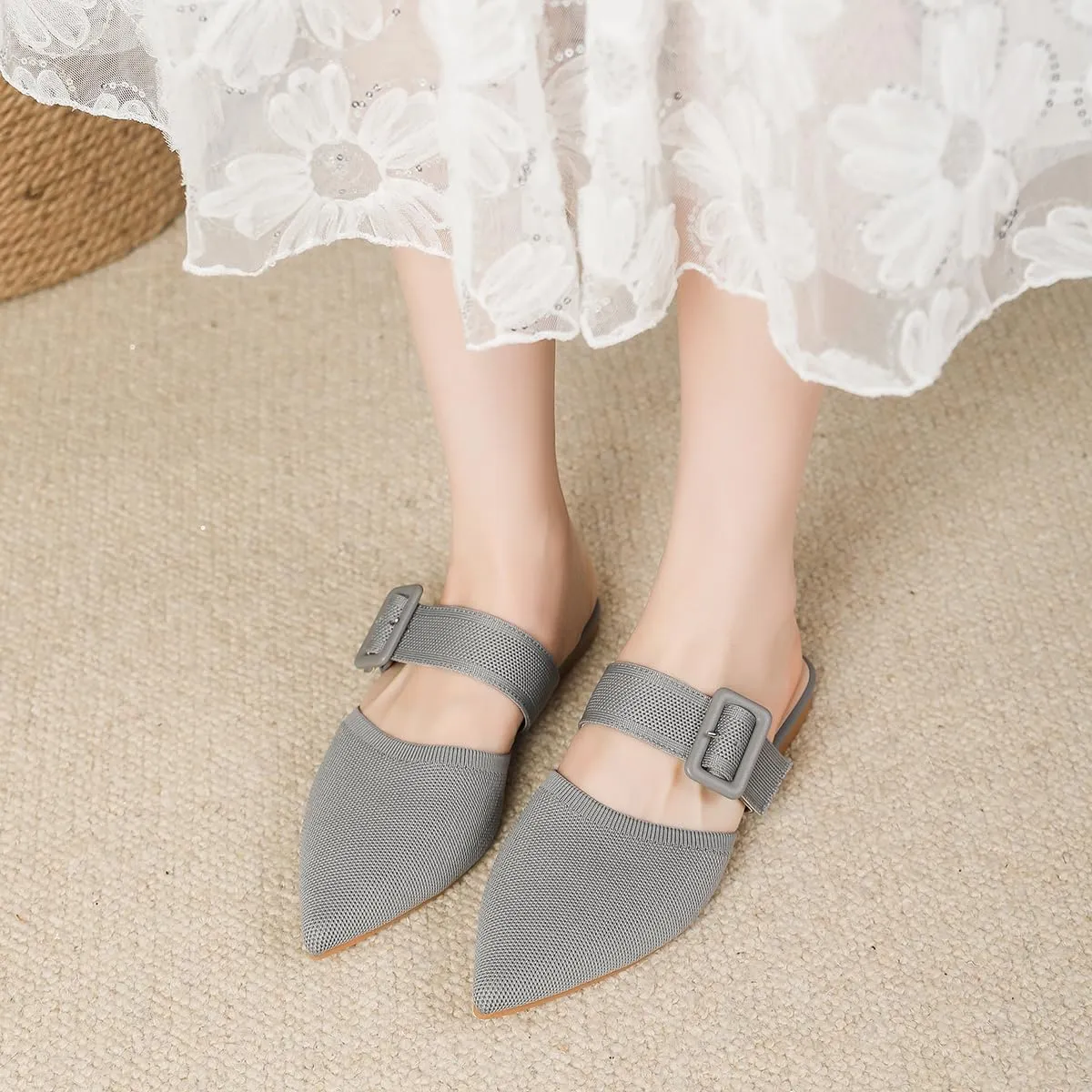 Pointed Toe Mules for Women Flats，Slip On Mules Backless，Wide Width Mules，Mule Slides Flats Sandals