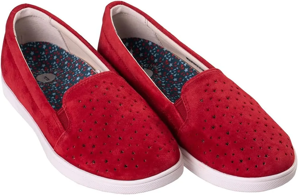 REVITALIGN Women's Carolina Stars Sneaker