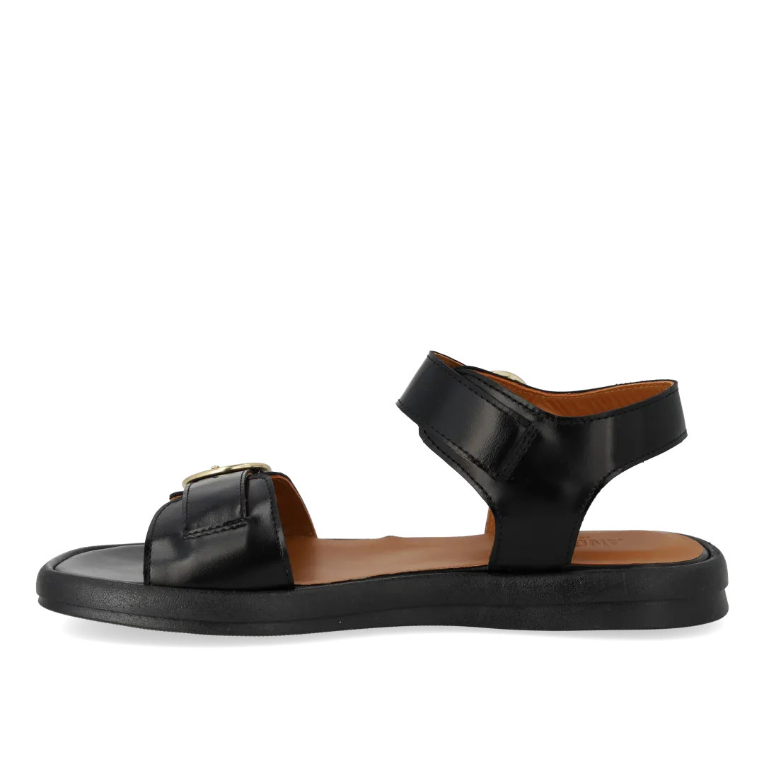 Sandal with gold buckle