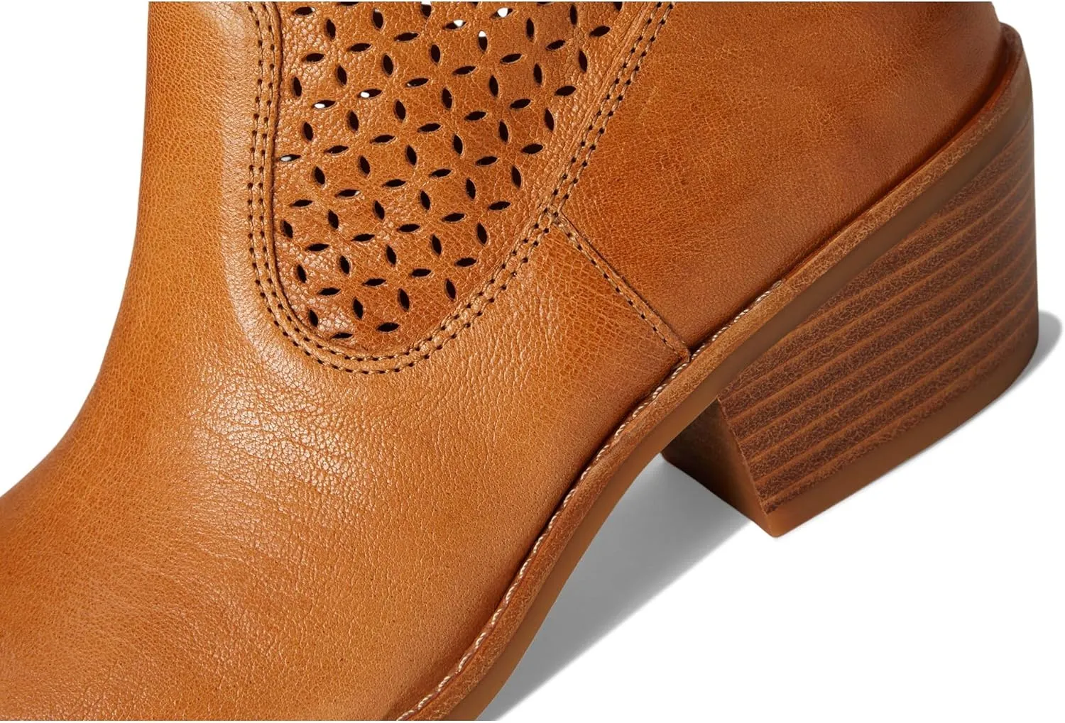 Söfft Women's Aisley Perf Fashion Boot