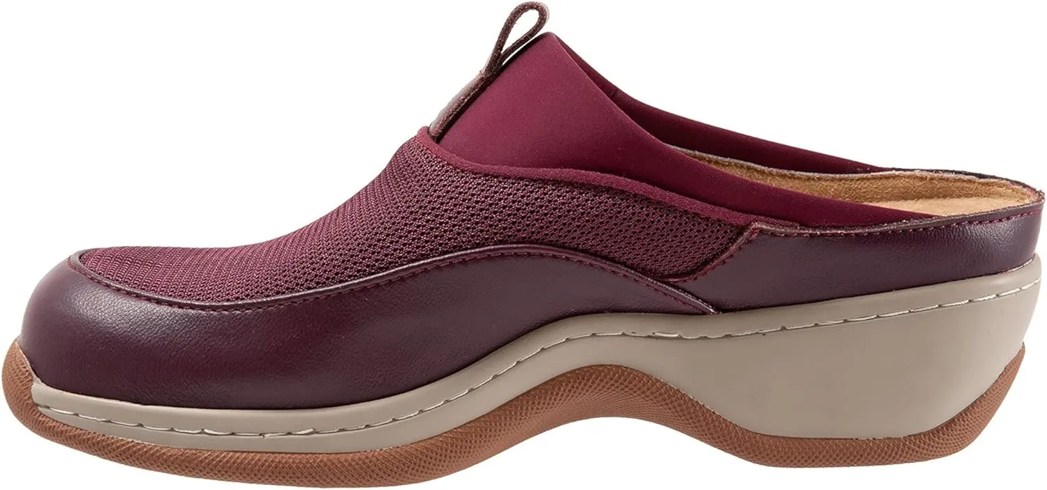 SoftWalk Women's Clogs