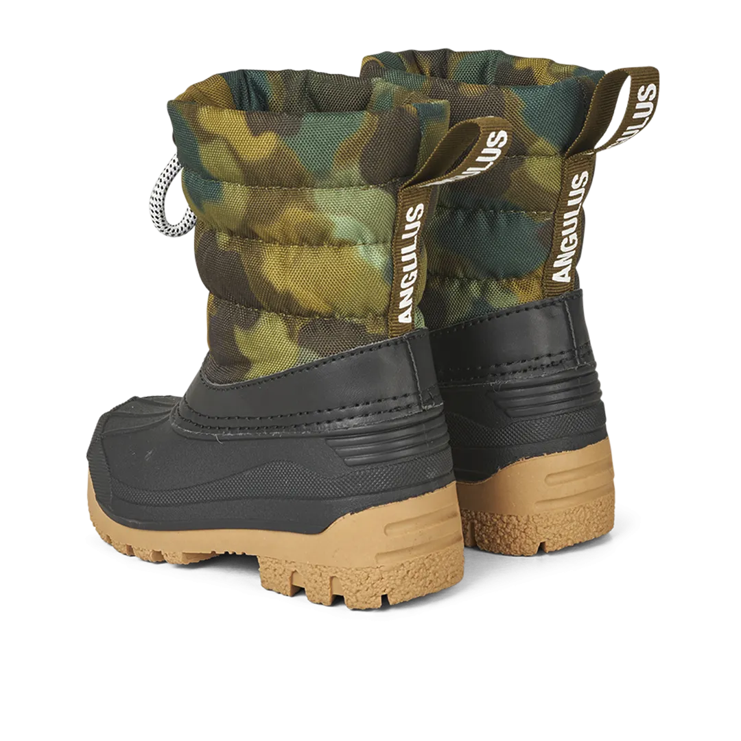 Thermo-boot with wool lining