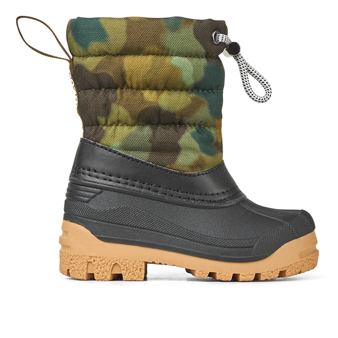 Thermo-boot with wool lining