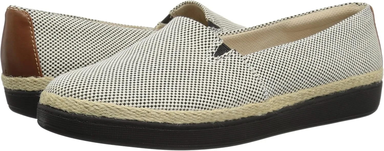 Trotters Women's Accent Loafer