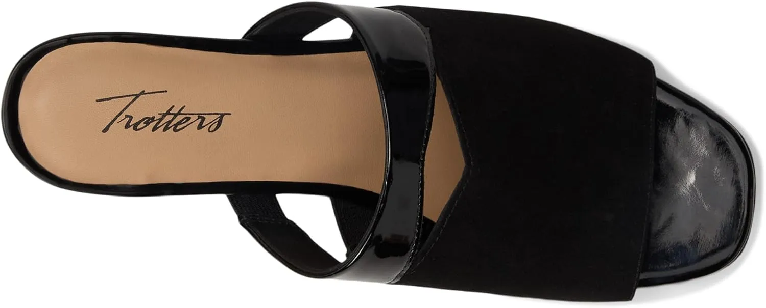 Trotters Women's Ninette Heeled Sandal