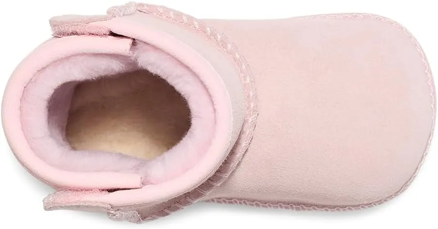 UGG Unisex-Baby Classic Fashion Boot