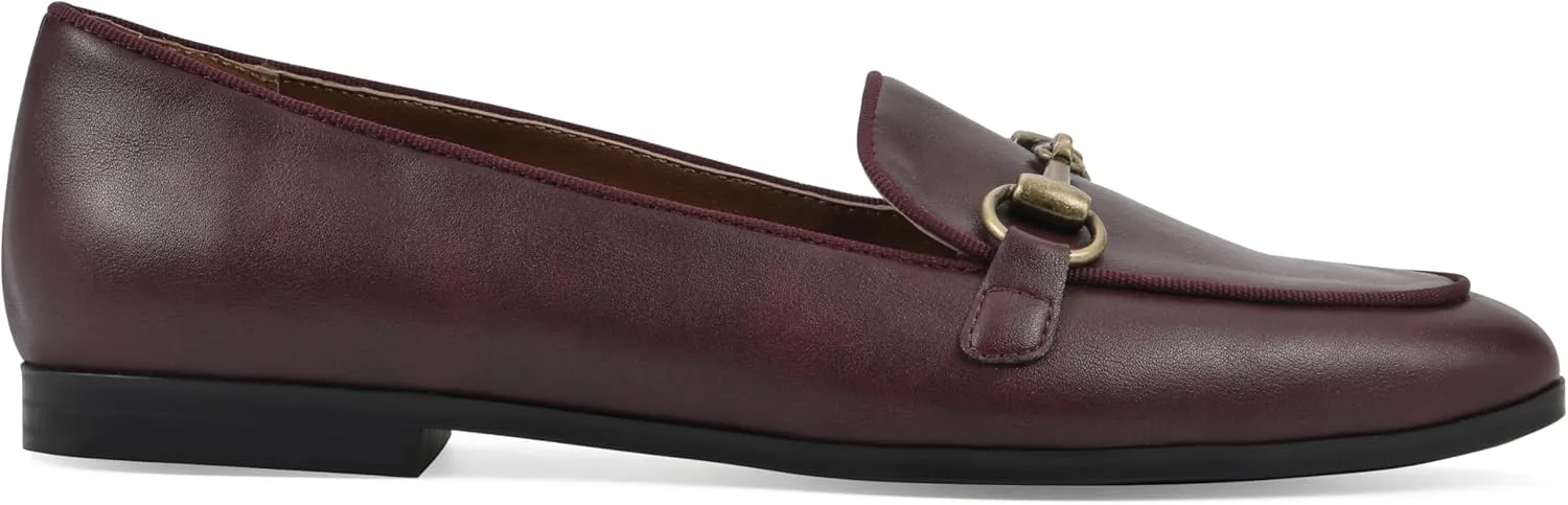 WHITE MOUNTAIN Women's Nooks Cushioned Loafer