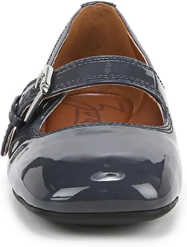 ZODIAC Women's Classic Loafer Flat