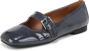 ZODIAC Women's Classic Loafer Flat